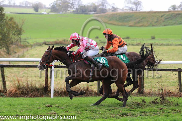 01st Muroor and C D Maxwell ( 6 , brown and orange chevrons ) Trainer - T G McCourt , Owner - Miss Sarah Foran