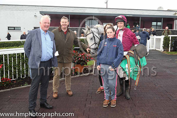 01st Ballyfinboy and D J Mullins ( 4 , maroon, white panel ) Trainer - J R Finn , Owner - J R Finn