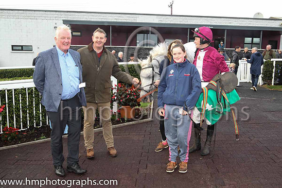 01st Ballyfinboy and D J Mullins ( 4 , maroon, white panel ) Trainer - J R Finn , Owner - J R Finn