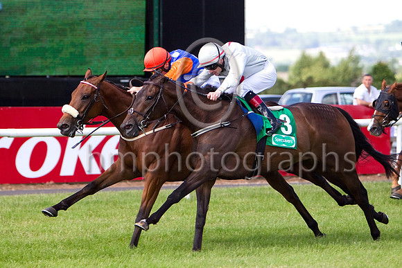 Celtic Dane (Orange Cap),  Jockey C D Haynes wins the Specsavers 2 For 1 Ulster Derby beating Northgate (Grey red star), Jockey P J Smullen - CU2D0255-e3a4j