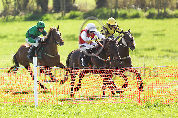 01st CORELLA CREEK and B O'Neill ( 7 , RED,yellow diamond; white sleeves; white cap ) Trainer: D.M. Christie , Owner : David Andrew Kells