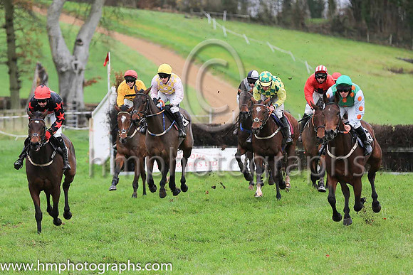 01st BOLD CONDUCT and R Deegan ( 8 , PINK  YELLOW CHECK; pink sleeves; yellow cap ) Trainer: Warren Ewing , Owner : Warren Ewing