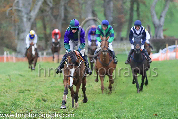 01st ANGELIC MOON and l O'Carroll ( 3 , DARK GREEN  PURPLE QTD; dark green  purple hlvd sleeves; dark green  purple qtd cap ) Trainer: Mrs Sarah Dawson,, Owner : Susan Scott