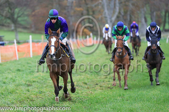 01st ANGELIC MOON and l O'Carroll ( 3 , DARK GREEN  PURPLE QTD; dark green  purple hlvd sleeves; dark green  purple qtd cap ) Trainer: Mrs Sarah Dawson,, Owner : Susan Scott