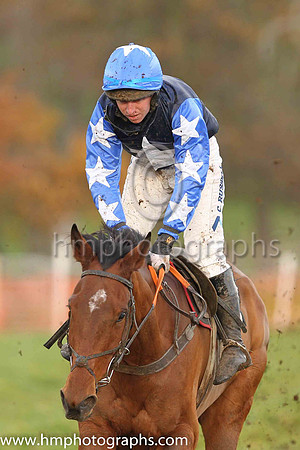 01st HI MURPHY and N McParlan ( 4 , ROYAL BLUE,white star; royal blue sleeves,white stars; royal blue cap,white stars ) Trainer: Sean McParlan , Owner : Peter Murphy
