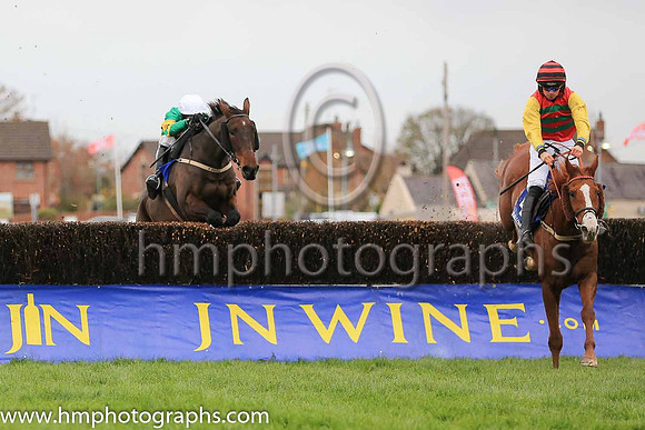 01st Eight Till Late and C J Orr 7 ( 4 , red and emerald green hoops ) Trainer - Francis Casey , Owner - Early to Late Syndicate
