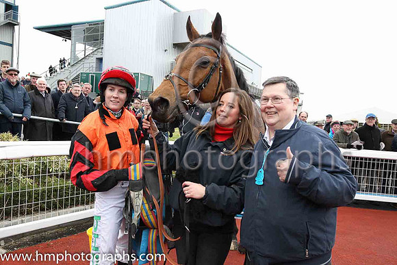 01st Bedrock and Rachael Blackmore ( 2 , Lange ) Trainer - I Jardine , Owner - The Risk Takers Partnership