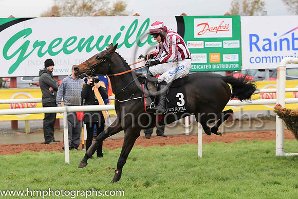 01st Coeur Sublime and B J Cooper ( 3 , Maroon and white stripes ) Trainer - G Elliott , Owner - C Jones
