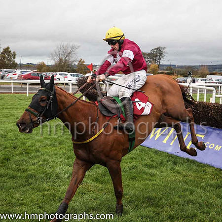 01st Road To Respect and S W Flanagan ( 4 , maroon, white star ) Trainer - N Meade , Owner - Gigginstown House Stud