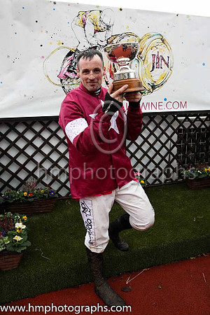 01st Road To Respect and S W Flanagan ( 4 , maroon, white star ) Trainer - N Meade , Owner - Gigginstown House Stud