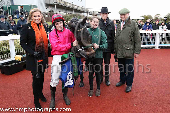 01st Snow Falcon and S W Flanagan ( 6 , cerise ) Trainer - N Meade , Owner - Mrs Patricia Hunt