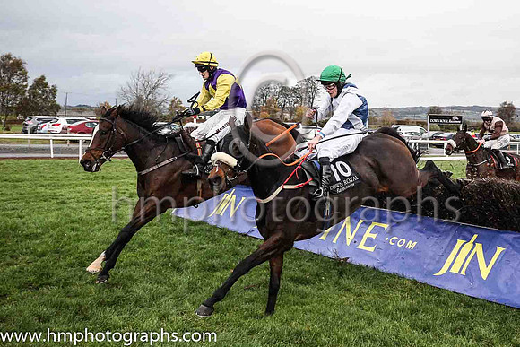 02nd Carlitos Bay and D J Mullins ( 10 , Dark blue, white cross sashes ) Trainer - Peter Fahey , Owner - Seven To Eleven Syndicate