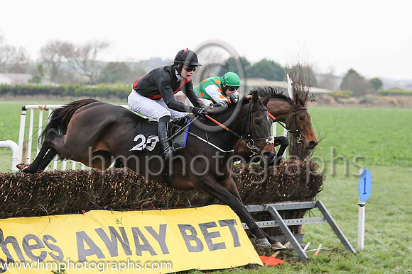 01st ALLBARONE and R James ( 22 , EMERALD GREEN,orange spots; white sleeves,orange spots; emerald green cap ) Trainer: Donnchadh Doyle , Owner : Syndicate Monbeg