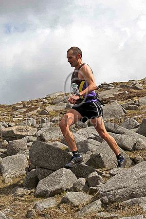 Lloyd Taggart - 4th in 50:23 - Dark Peak Fell Runners - CU2D2513-e