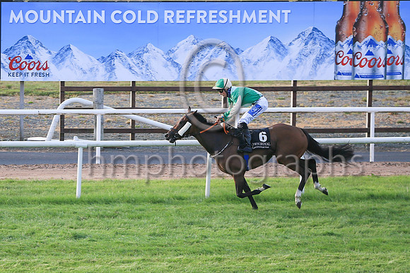 01st Bader Ginsburg and Cian MacRedmond (6, emerald green and light green diabolo)