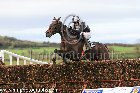 01st GETAMAN and Derek O'Connor ( 2 ,Antrim (H) - BLACK  WHITE QTD; black  white hlvd sleeves; white cap ) Trainer: Colin S. McKeever , Owner : W.W. Dennison