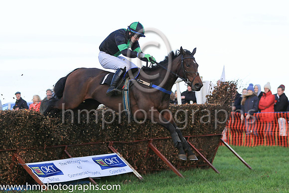 01st DRUMNAGREAGH and B G Crawford ( 1 , BLACK,green stripe; black sleeves,green armlet; black  green qtd cap ) Trainer: S.R.B. Crawford , Owner : Alastair McKay