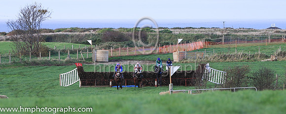 01st MR BOSS MAN and L McGuinness ( 6 , WHITE,red chevrons; white sleeves,red chevrons; white  red striped cap ) Trainer: Nigel Slevin , Owner : Slevin, Camillus