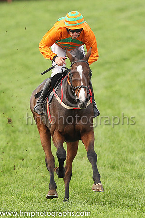 01st KADMER and B O'Neill ( 2 , ORANGE; orange sleeves,green chevrons; orange  green hooped cap ) Trainer: D.M. Christie , Owner : Ray Nicholas