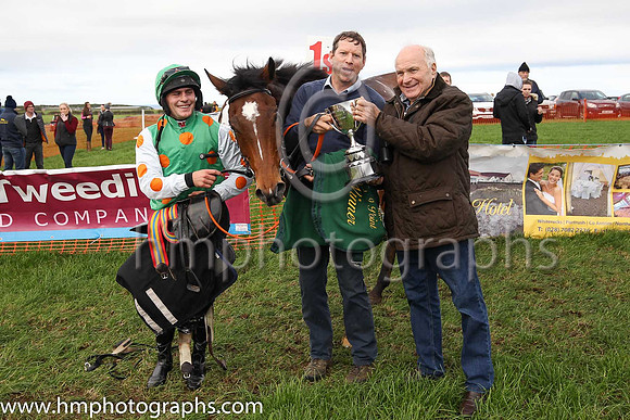 01st LONE ROCKET and R James ( 11 , EMERALD GREEN,orange spots; white sleeves,orange spots; emerald green cap ) Trainer: Donnchadh Doyle,, Owner : Syndicate Monbeg