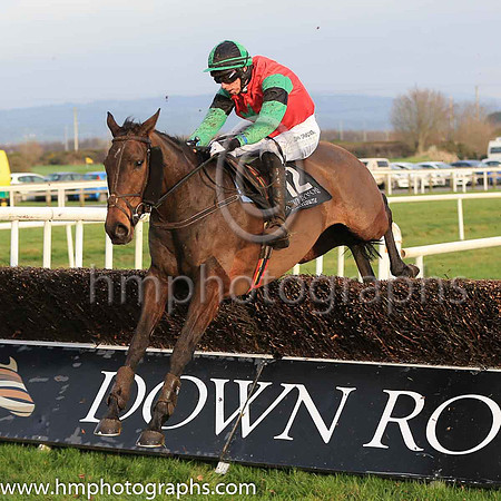 09th Wings Like Arion and P D Kennedy ( 12 , red, emerald green star ) Trainer - Mrs J Harrington , Owner - Geoffrey Ruddock