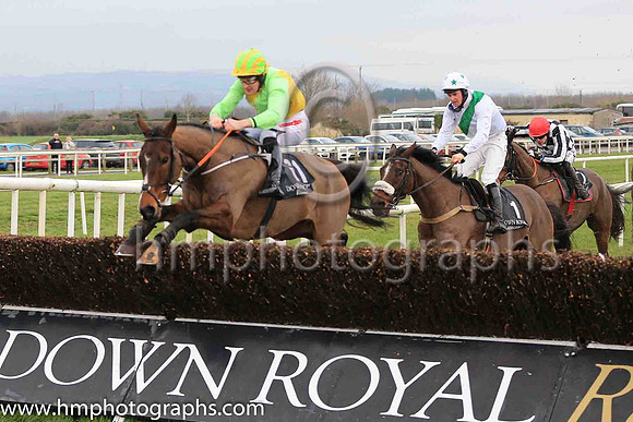 01st Allduckornodinner and G N Fox ( 11 , yellow, light green sash ) Trainer - G P Cromwell , Owner - Mrs Una Sweeney