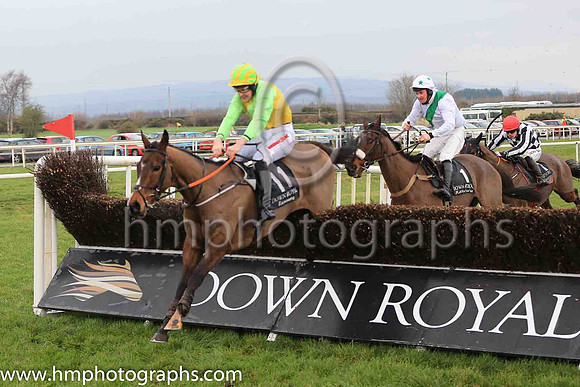 01st Allduckornodinner and G N Fox ( 11 , yellow, light green sash ) Trainer - G P Cromwell , Owner - Mrs Una Sweeney