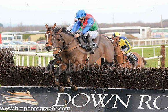 09th Carrignagapple and Mr C L Murphy 7 ( 4 , red and royal green qtrd ) Trainer - C Hamilton , Owner - Catherine Hamilton