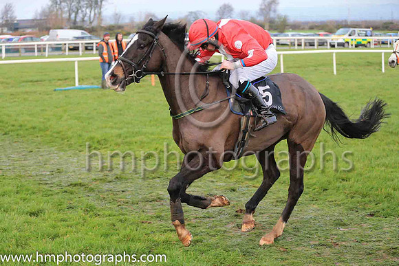 05th Coastal Tiep and Mr B G Crawford 7 ( 5 , red, white stripe ) Trainer - S R B Crawford , Owner - Jetmac Syndicate