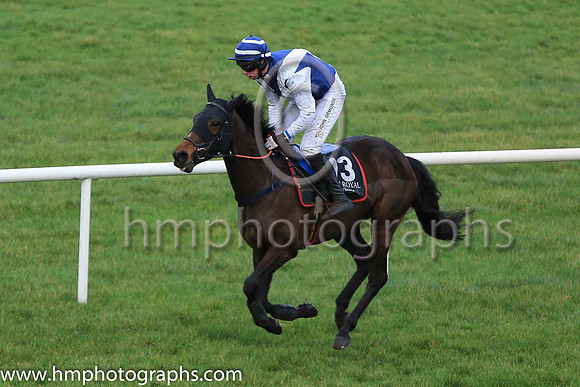 19th Bellaney Gem and P D Kennedy ( 13 , dark blue, white chevron ) Trainer - Miss S Barkley , Owner - J W Rosbotham