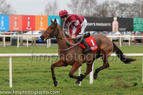 09th Generalisation and Mr B O?Neill ( 1 , maroon, white star ) Trainer - H De Bromhead , Owner - Gigginstown House Stud