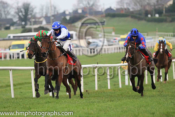 01st Presented Well and D Robinson 3 ( 7 , royal blue, white hoop ) Trainer - H De Bromhead , Owner - Bellamy Syndicate