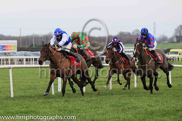 01st Presented Well and D Robinson 3 ( 7 , royal blue, white hoop ) Trainer - H De Bromhead , Owner - Bellamy Syndicate