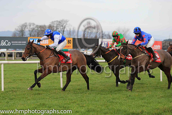 01st Presented Well and D Robinson 3 ( 7 , royal blue, white hoop ) Trainer - H De Bromhead , Owner - Bellamy Syndicate