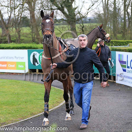09th Holy Motivation and J R Wildman 4 ( 6 , black, mauve panel ) Trainer - G Elliott , Owner - Pioneer Racing