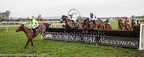01st Allduckornodinner and G N Fox ( 11 , yellow, light green sash ) Trainer - G P Cromwell , Owner - Mrs Una Sweeney