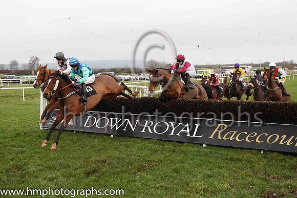 ur Taboo and D Robinson 3 ( 13 , royal blue and emerald green diamonds ) Trainer - P J Rothwell , Owner - J J Leckey
