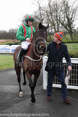 07th Samsara and Mr H D Dunne 5 ( 11 , emerald green, red braces ) Trainer - G J McKeever , Owner - Margaret A Simpson