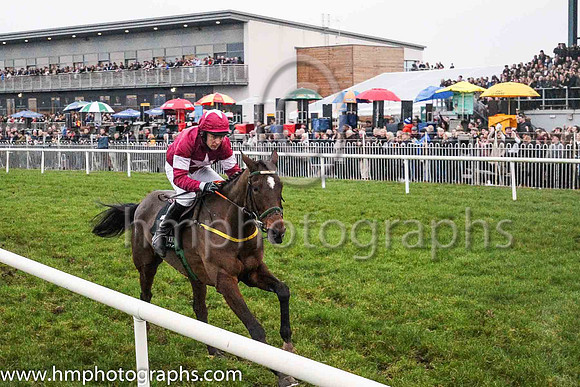 01st Valdieu and Mr M J O'Hare 3 ( 7 , maroon, white star,maroon cap ) Trainer - N Meade , Owner - Gigginstown House Stud