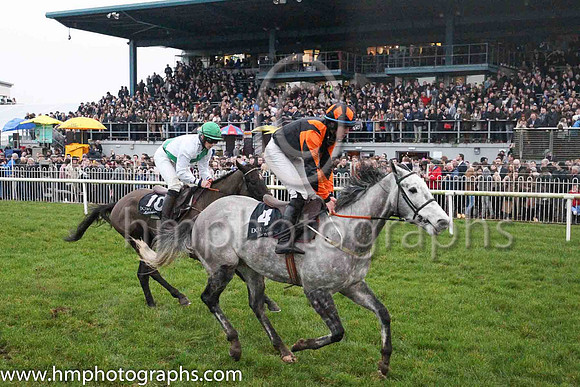 07th Imperial Grey and Mr N T Prendergast 7 ( 4 , black, orange epaulettes ) Trainer - P Hennessy , Owner - Paul Hennessy