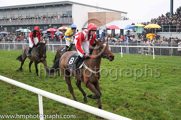 12th Bobby Mac and Mr T J Love 7 ( 8 , white, and red stripes ) Trainer - Miss S Barkley , Owner - Mrs R McAloon