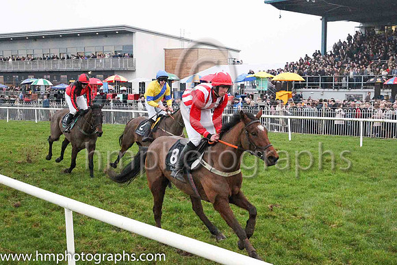 13th Dessie Deschamps and Mr S Fitzgerald 7 ( 2 , yellow, royal blue sash ) Trainer - C A McBratney , Owner - Mrs Stephanie Metcalfe