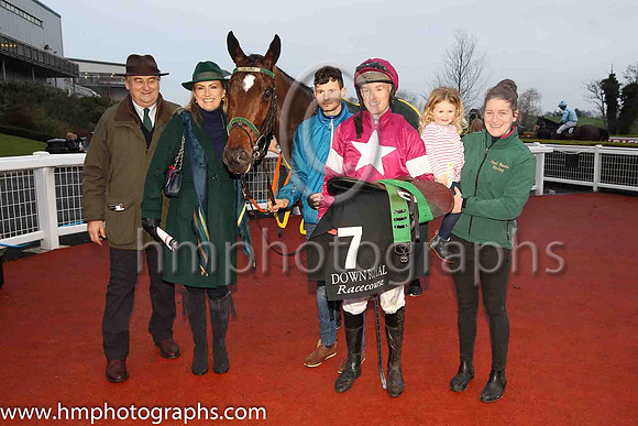 01st Valdieu and Mr M J O'Hare 3 ( 7 , maroon, white star,maroon cap ) Trainer - N Meade , Owner - Gigginstown House Stud