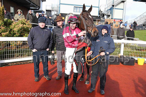 01st Monatomic and J W Kennedy ( 2 , maroon, white star ) Trainer - G Elliott , Owner - Gigginstown House Stud