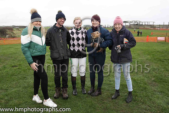 Toni Quail (centre) from Downpatrick at Tyrella prior to her first point to point ride with supporters Anna McCluskey, Samuel Dickson, Aisling Devine with her dog Tillie and Micha Gromes