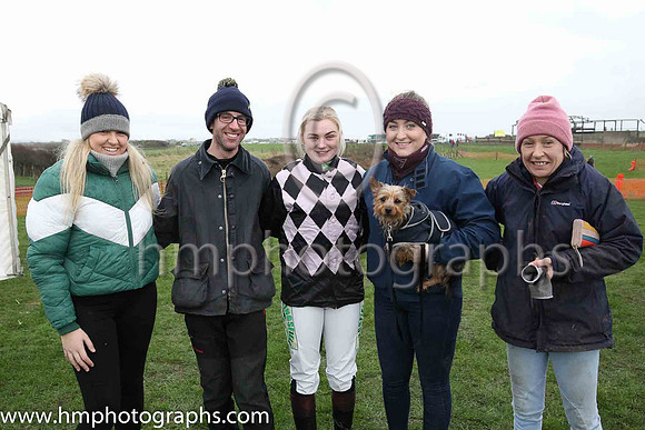 Toni Quail (centre) from Downpatrick at Tyrella prior to her first point to point ride with supporters Anna McCluskey, Samuel Dickson, Aisling Devine with her dog Tillie and Micha Gromes