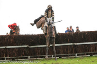 WAITONIT and J J Codd ( 20 , BLACK,beige panel; black beige hooped sleeves; black cap,beige star ) Trainer: Denis Paul Murphy,, Owner : Edelle Logan