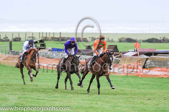 01st KADMER and B O'Neill ( 3 , ORANGE; orange sleeves,green chevrons; orange  green hooped cap ) Trainer: D.M. Christie , Owner : Ray Nicholas