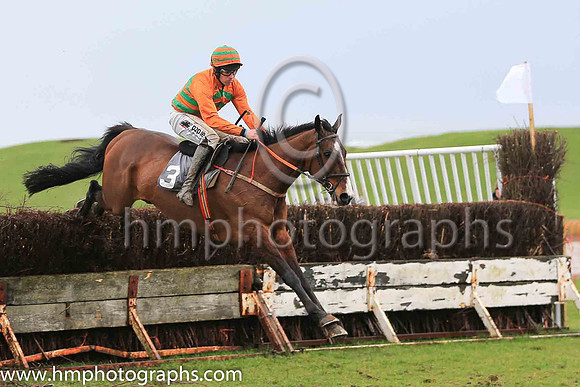 01st KADMER and B O'Neill ( 3 , ORANGE; orange sleeves,green chevrons; orange  green hooped cap ) Trainer: D.M. Christie , Owner : Ray Nicholas