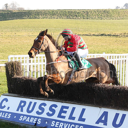 01st On The Sod and Mr R James 7 ( 9 , red and green chevrons ) Trainer - D M Christie , Owner - D M Christie